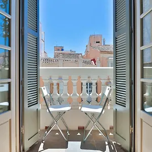  Apartamento C74 - Marvelous 3 Bedroom In Historical